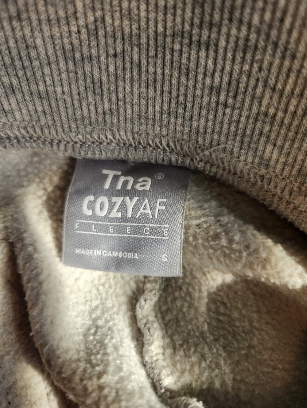 Aritzia TNA Cozy Fleece Perfect Pocket Sweatpants Size Small - Picture 5 of 8